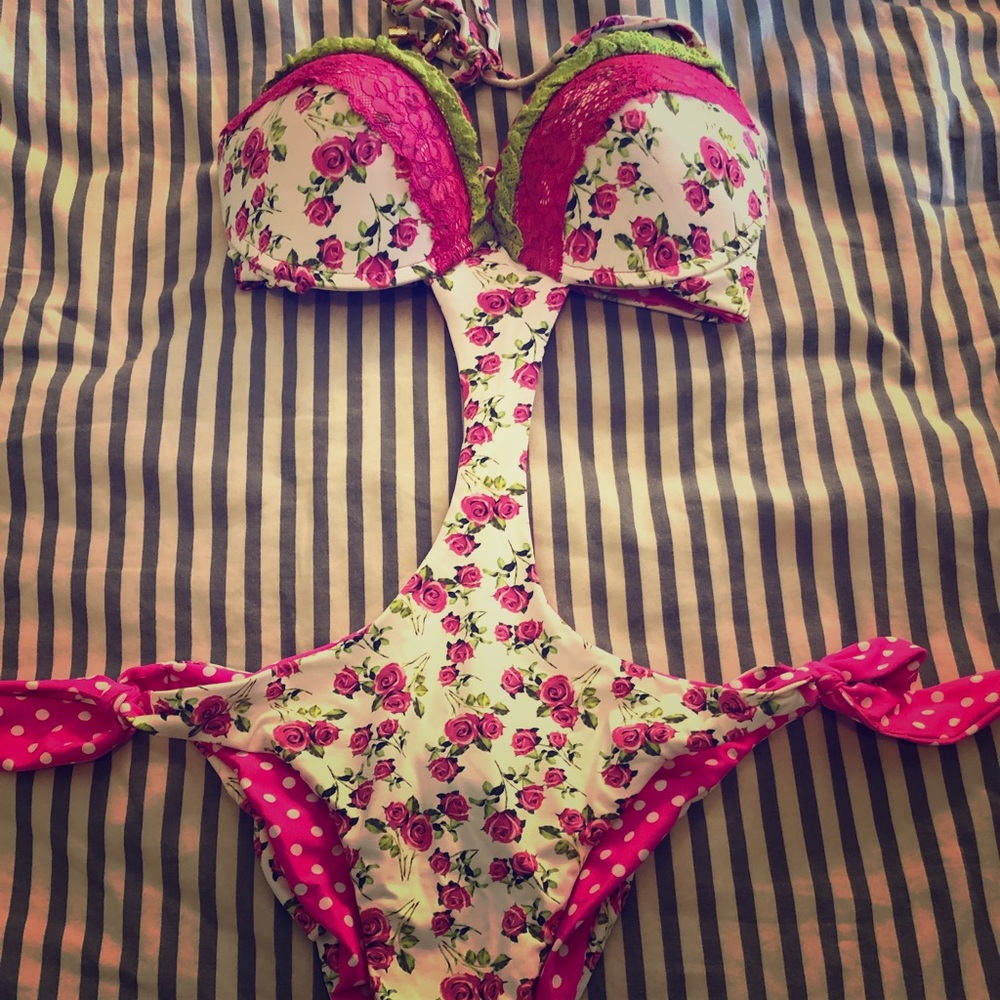 One piece swimsuit